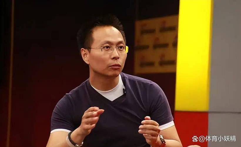 詹俊排利物浦首发：萨拉赫的位置不妨尝试一下小基耶萨甚至维尔茨