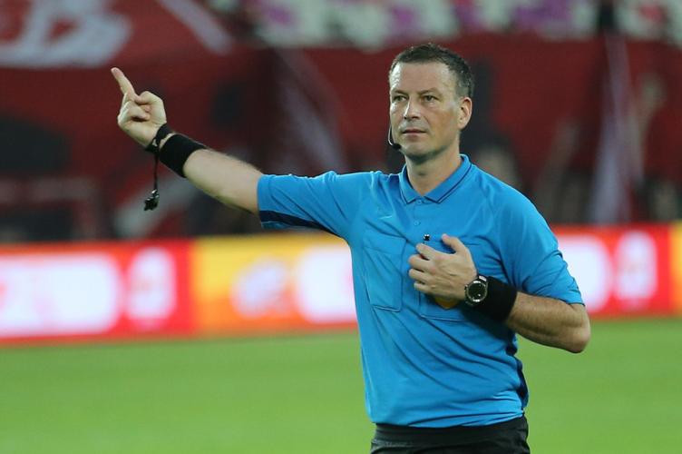 克拉滕伯格谈加克波倒地未判点：他是预判接触，并主动倒地要点球