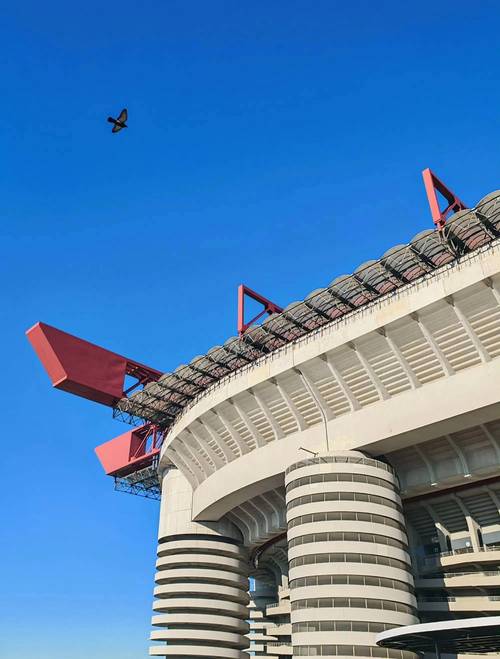 米兰市长：圣西罗出售给米兰双雄或许会在本周三过户签约