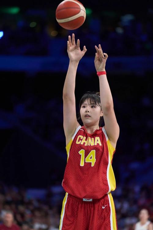 李月汝将参赛!Unrivaled女篮联赛发布新赛季各队球衣!