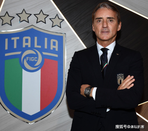 全市场：佛罗伦萨已经联系曼奇尼执教，帕拉迪诺是主要备选方案