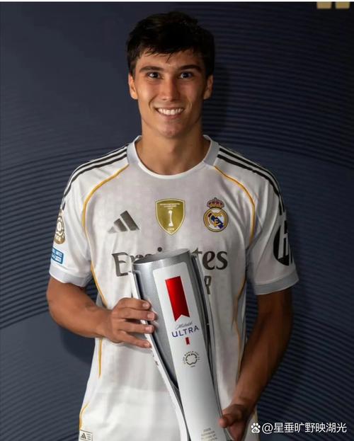 1关键传球1过人成功，贡萨尔维斯当选葡体1-1尤文一役全场最佳