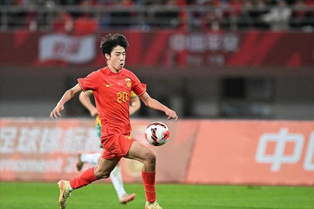 最强阵!国足U22熊猫杯名单:王钰栋领衔,王博豪、依木兰入选