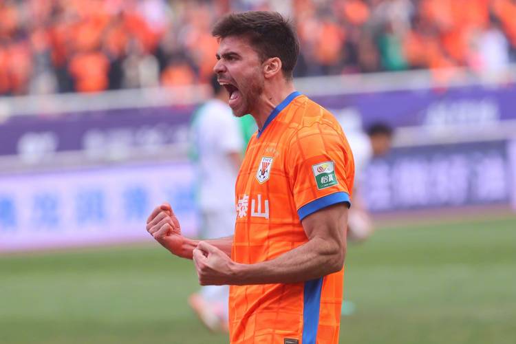 鲁媒:泽卡新赛季大概率留泰山 他是球队进攻端体系作用最强球员