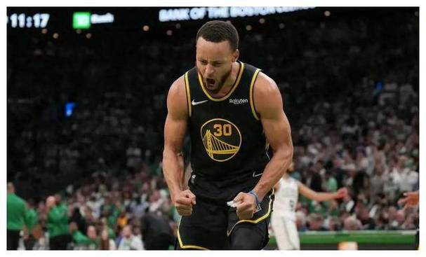 库里：我3分出手猛增源于科尔的进攻体系 这个体系很适合我的风格